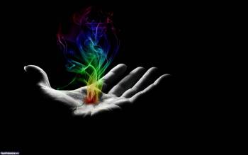 Разноцветный огонь в руке, обои на рабочий стол, , разноцветный, рука, черный