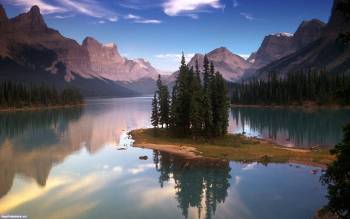 Обои природы - горное озеро, , озеро, горы, лес