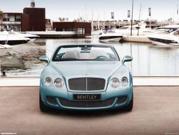 Красивые обои авто Bentley-Continental GTC 2010, , Бентли, Bentley, набережная, катер
