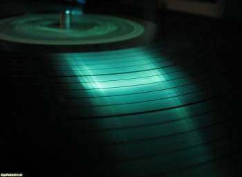 Музыкальная пластинка - ретро обои на рабочий стол, , пластинка, музыка, ретро, темный, мрачный