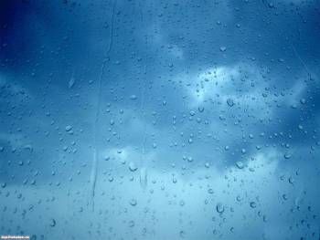 Капли дождя на стекле, обои для рабочего стола 1600x1200, , 1600x1200, капля, дождь, стекло, небо, синий, тучи, голубой