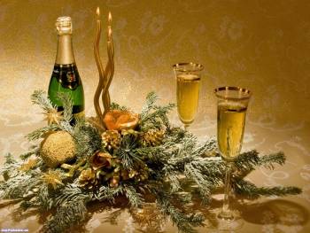 Обои - шампанское на Новый год, , шампанское, вино, Новый год, 2010, бокал, ель, елка, зеленый, бутылка, желтый