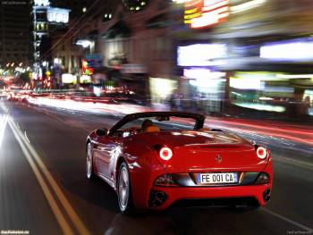 Авто обои Ferrari California, обои 1600x1200, , 1600x1200, авто, дорога, красный, город, скорость, Ferrari
