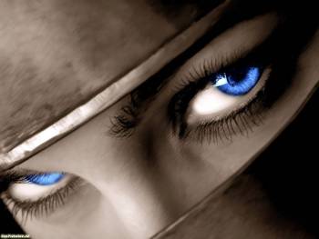 Голубоглазая красотка - обои девушек 1600x1200, , девушка, глаза, портрет, крупным планом