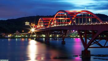 Мост через реку ночью, скачать широкоформатные обои, , мост, город, ночь, река, отражение