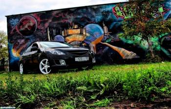 Автомобиль на фоне граффити стены - скачать обои, , автомобиль, граффити, искусство, стена