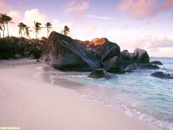 Скачать обои природы - тропический восход, , восход, камни, природа, пальма, небо, пляж, песок, море, океан