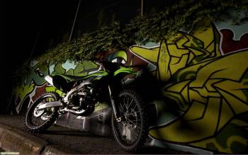 Спортивный мотоцикл, скачать обои с мотоциклами, , граффити, мотоцикл, стена