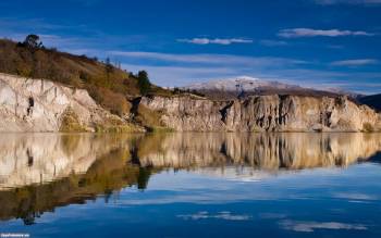Озеро в Новой Зеландии, скачать фотообои, , озеро, отражение, горы, камни, Новая Зеландия
