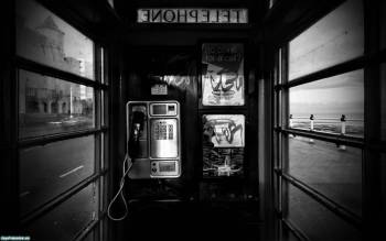 Черно-белые обои - телефонная кабина, обои 1920х1200, , черно-белый, телефон, кабина