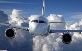 Гражданский самолет в облаках, обои 1680х1050, , самолет, авиация, полет, облака, высота, небо, турбины