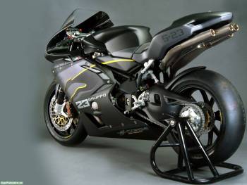 Черный спортивный мотоцикл, Обои с мотоциклом на рабочий стол, Черный спортивный мотоцикл на темном фоне., мотоцикл, спортивный, темный